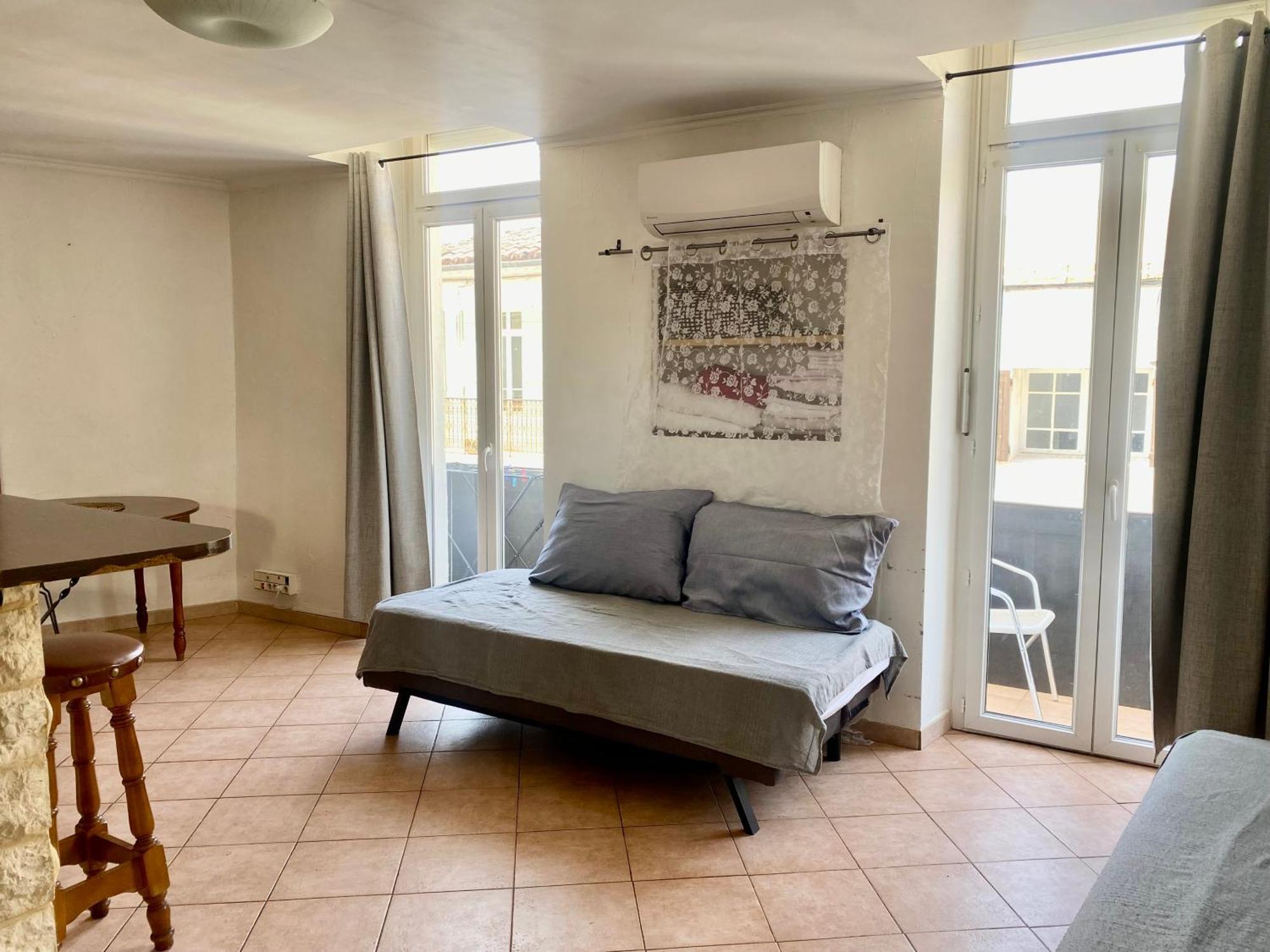 Duplex Nimes 5 Rue Sainte Catherine Luaran gambar